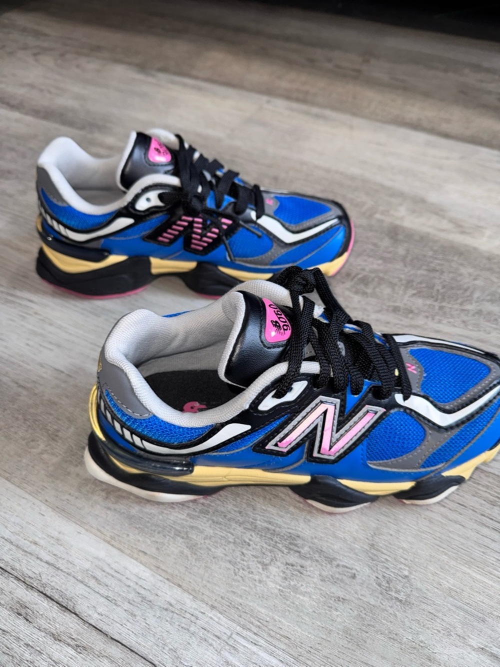 New Balance 9060 Blue with Pink and Black Running Shoes size 5 girl or women